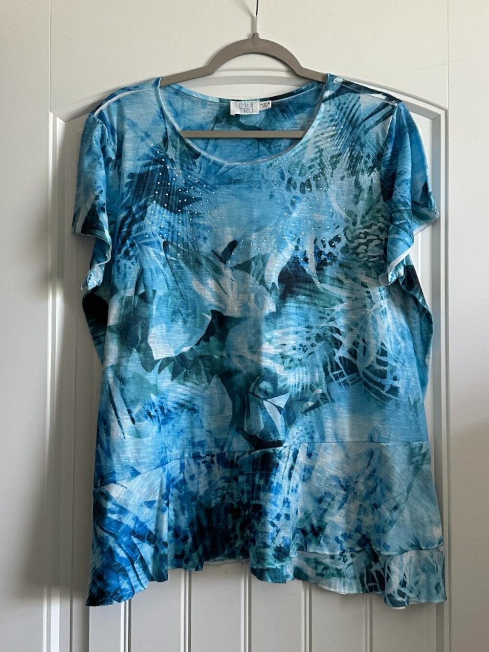 Time and Tru Blue Sequin Top XL